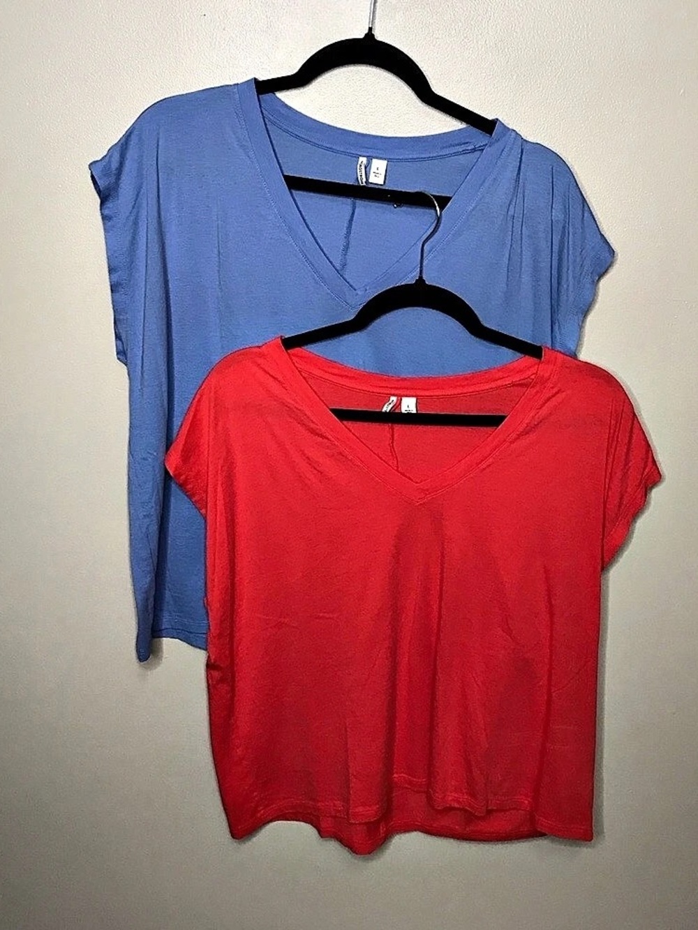 Nordstrom V-Neck Short Sleeve Tee Bundle Sz Large